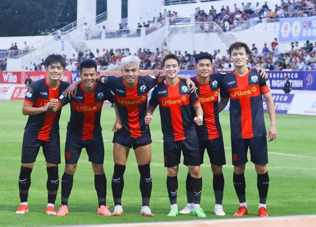 Hoàn Trả & Chương Trình VIP Độc Quyền